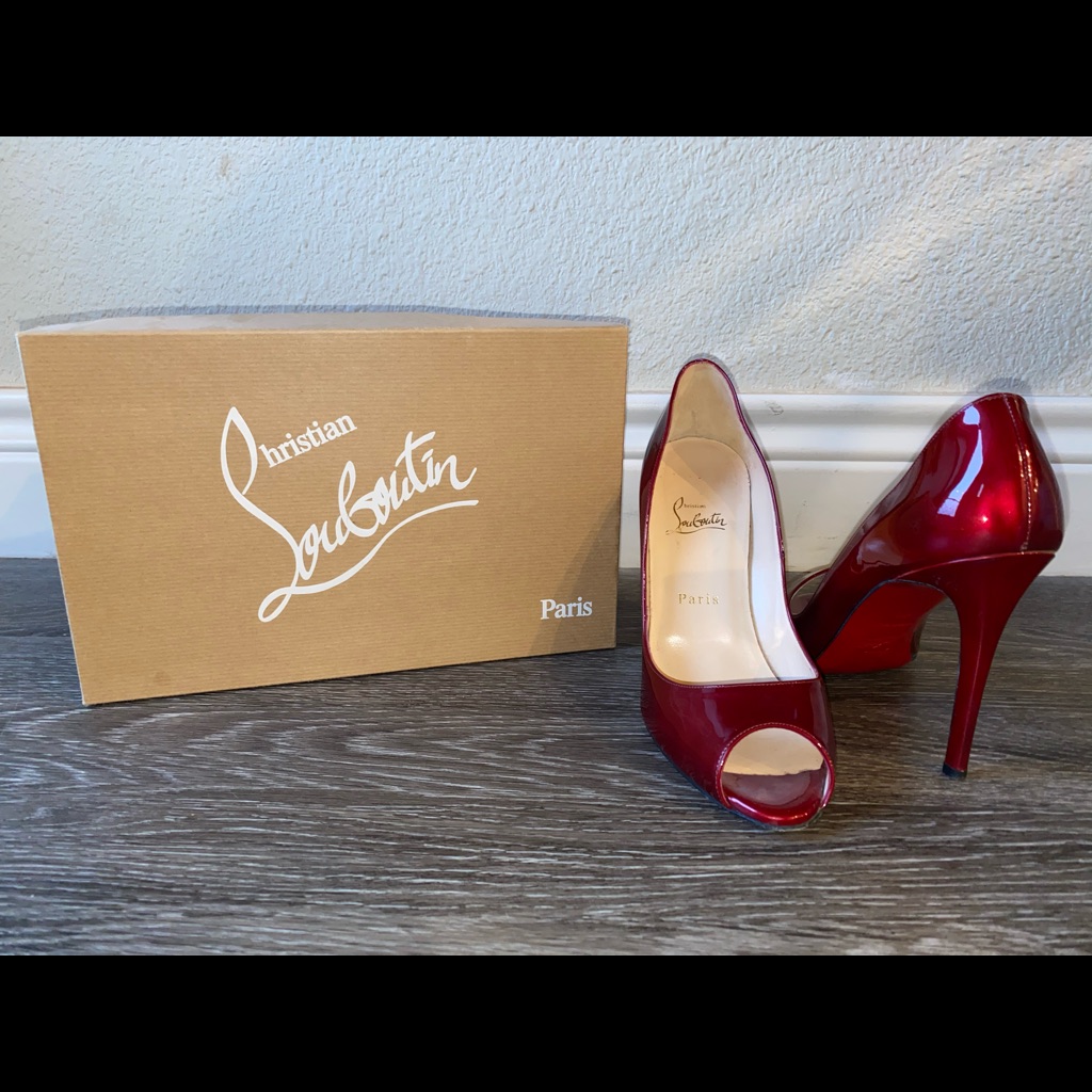 Christian Louboutin 100 Patent Leather Heels- Host Pick